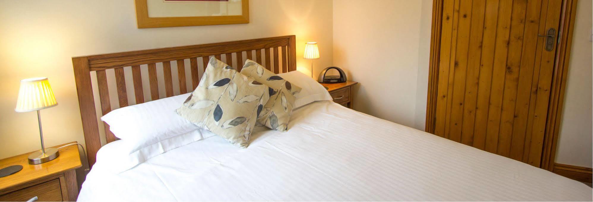 Rose & Crown Hotel Tenbury Eksteriør billede
